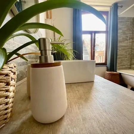 Hotel Maison « charlotte Aux Herbes » Burnot